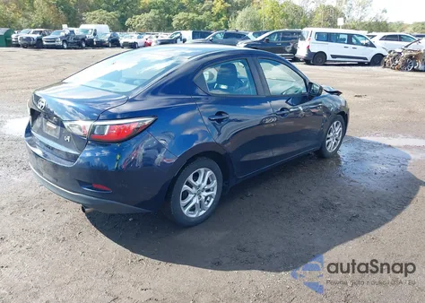2016 Scion Ia z USA, uszkodzony, nr VIN 3MYDLBZV2GY138482
